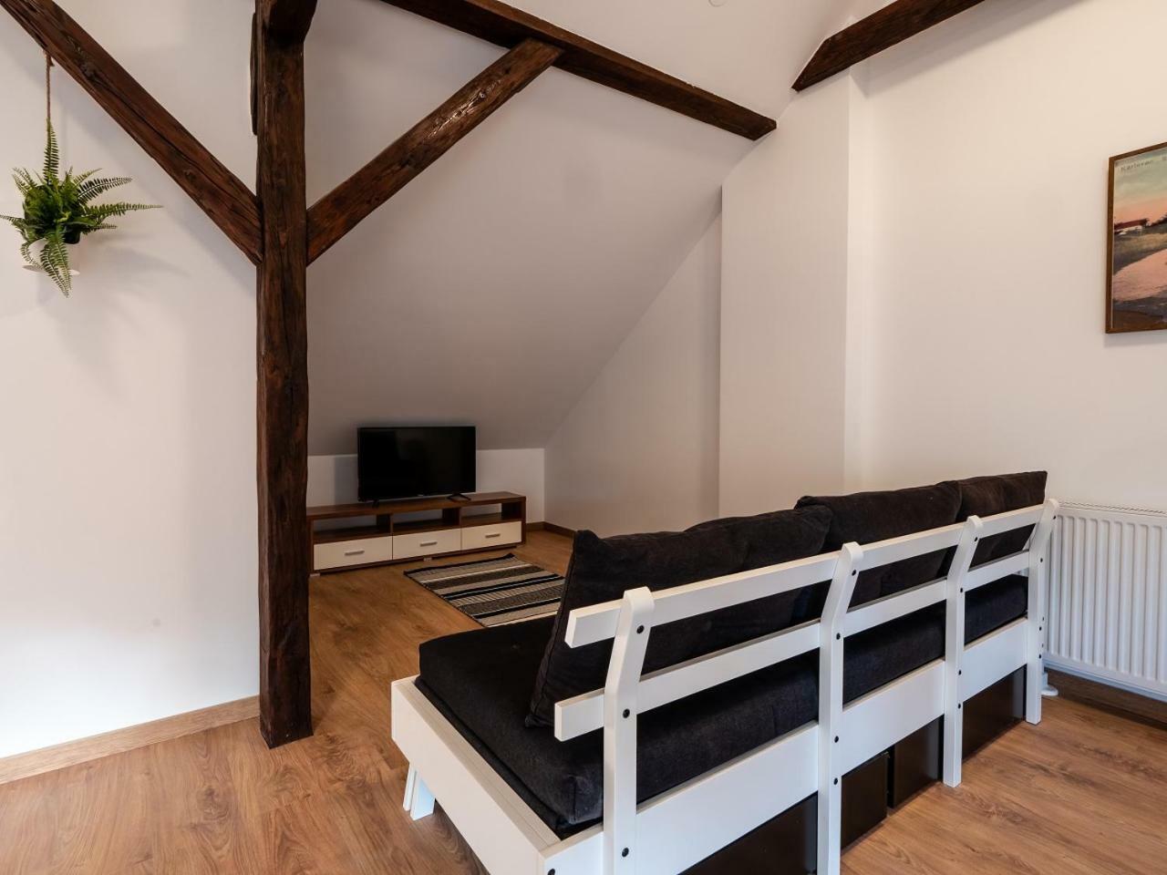 Eva Rooms & Studio Apartment Karlovac Extérieur photo